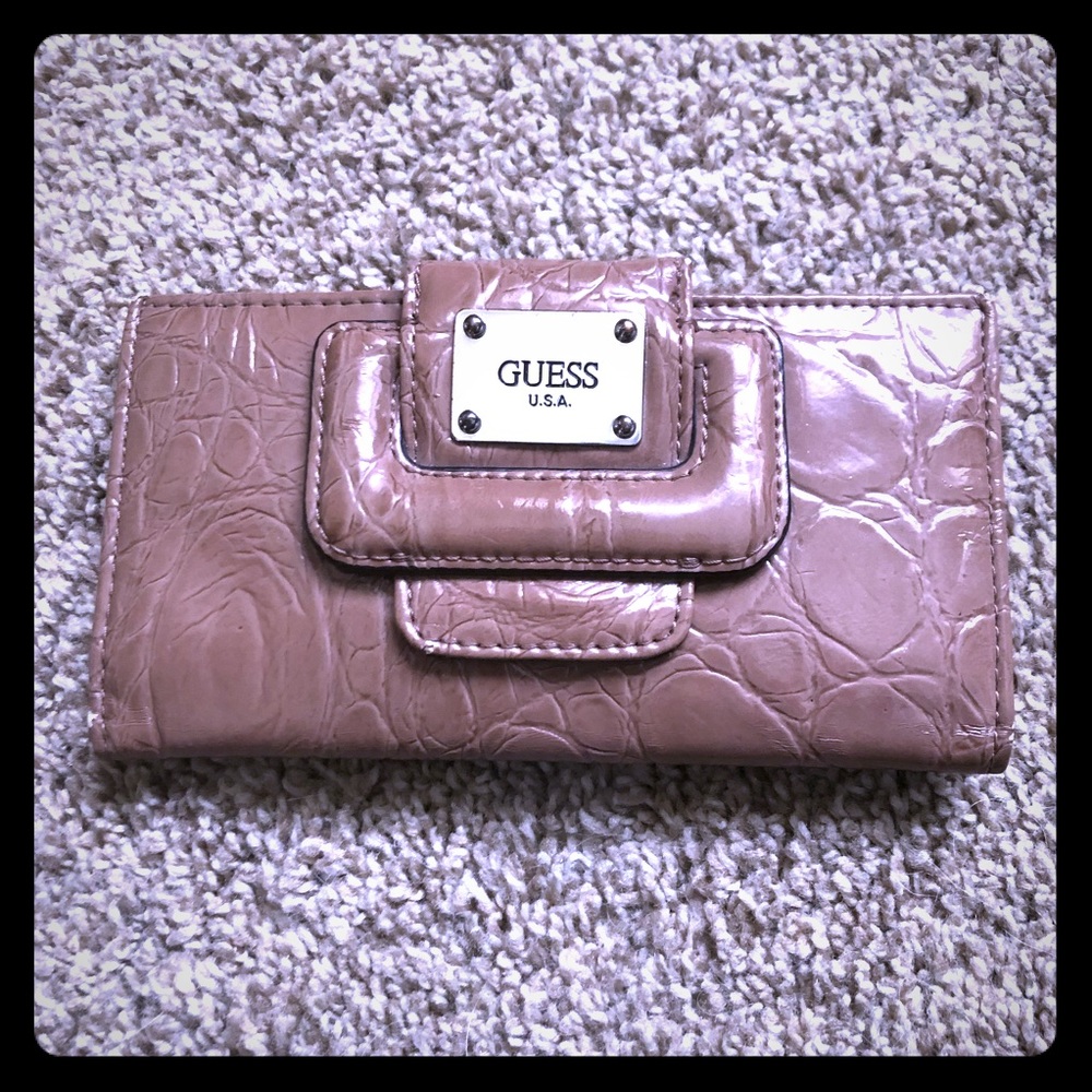 RARE Guess Wallet